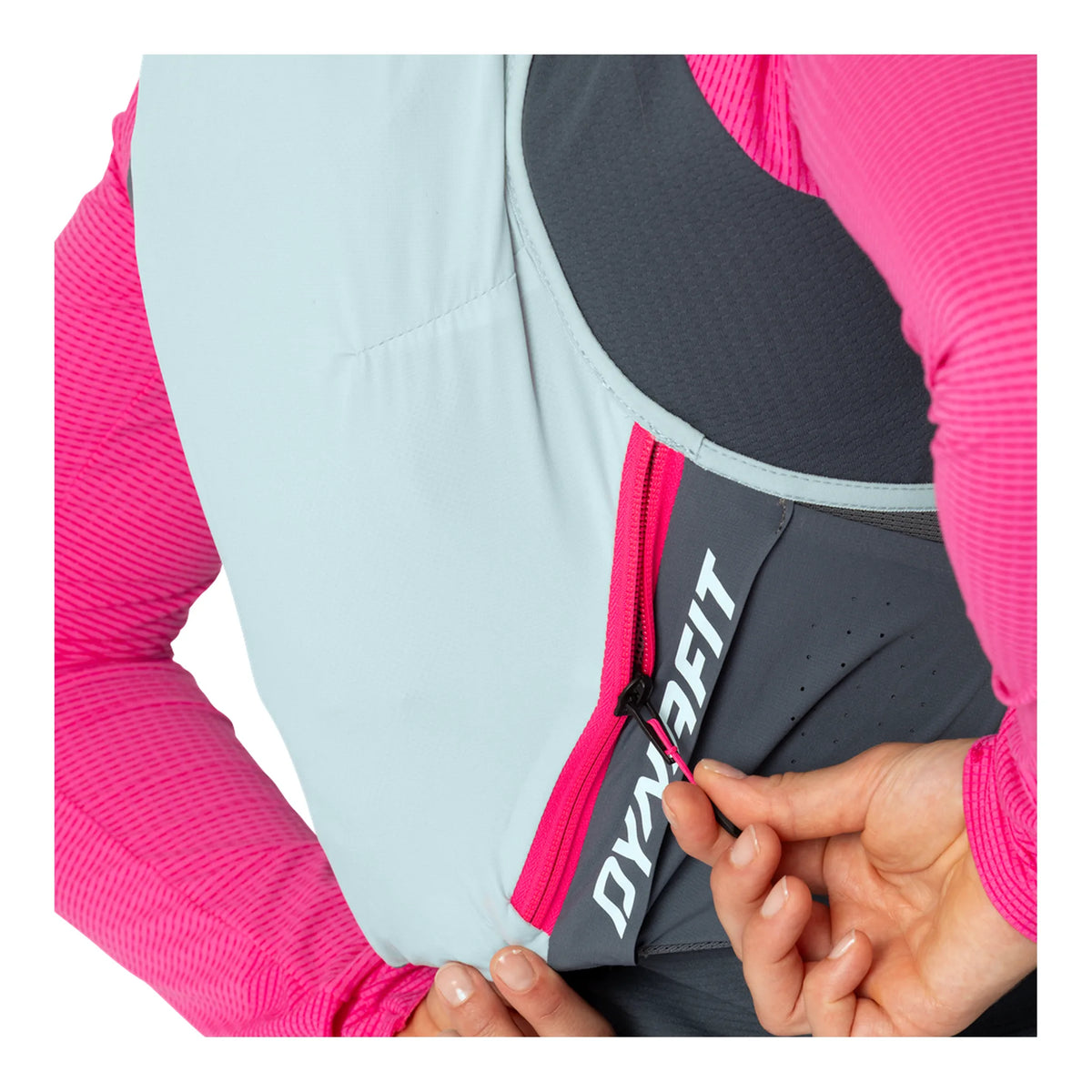 ULTRA 12 VEST