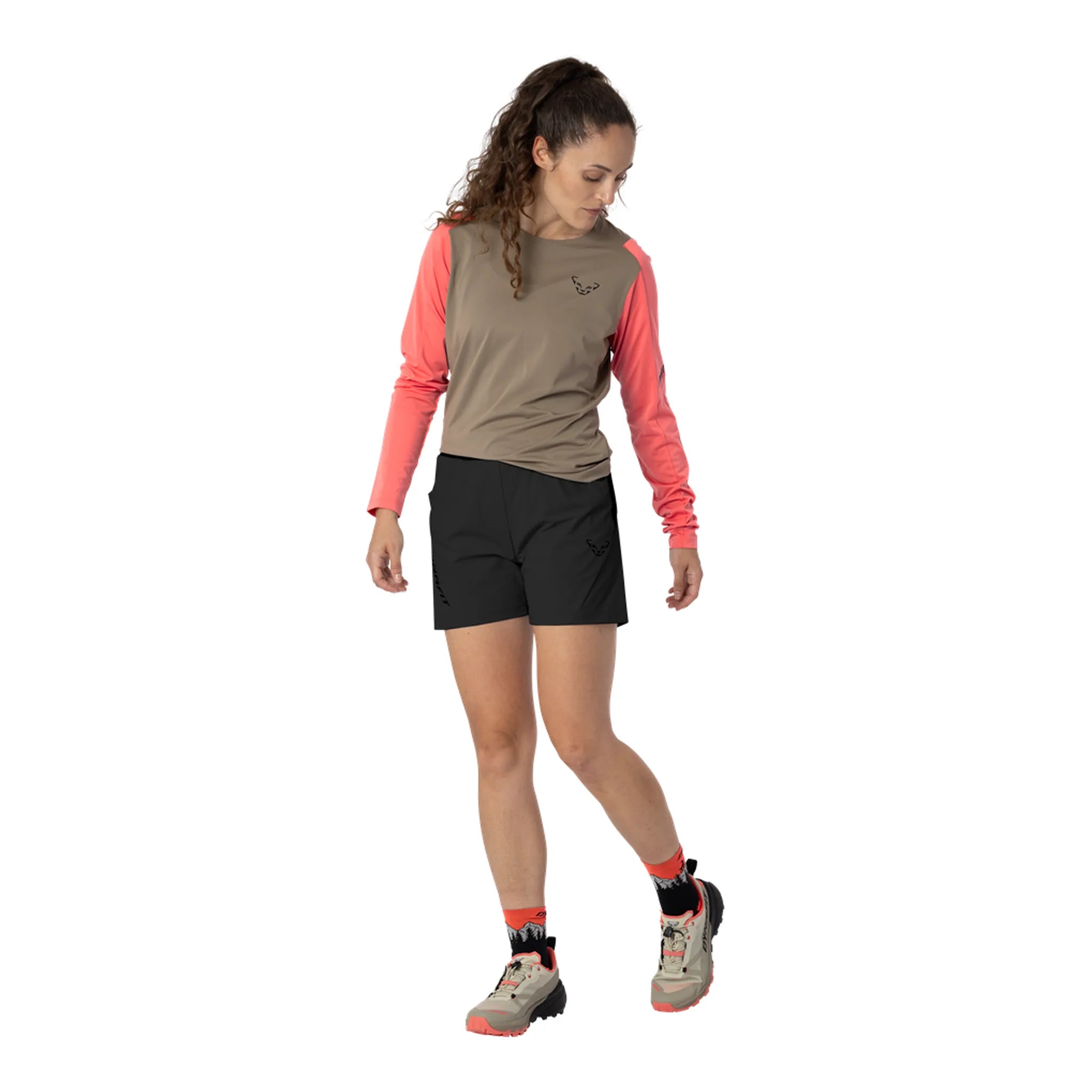 TRAVERSE HYBRID SHORTS W