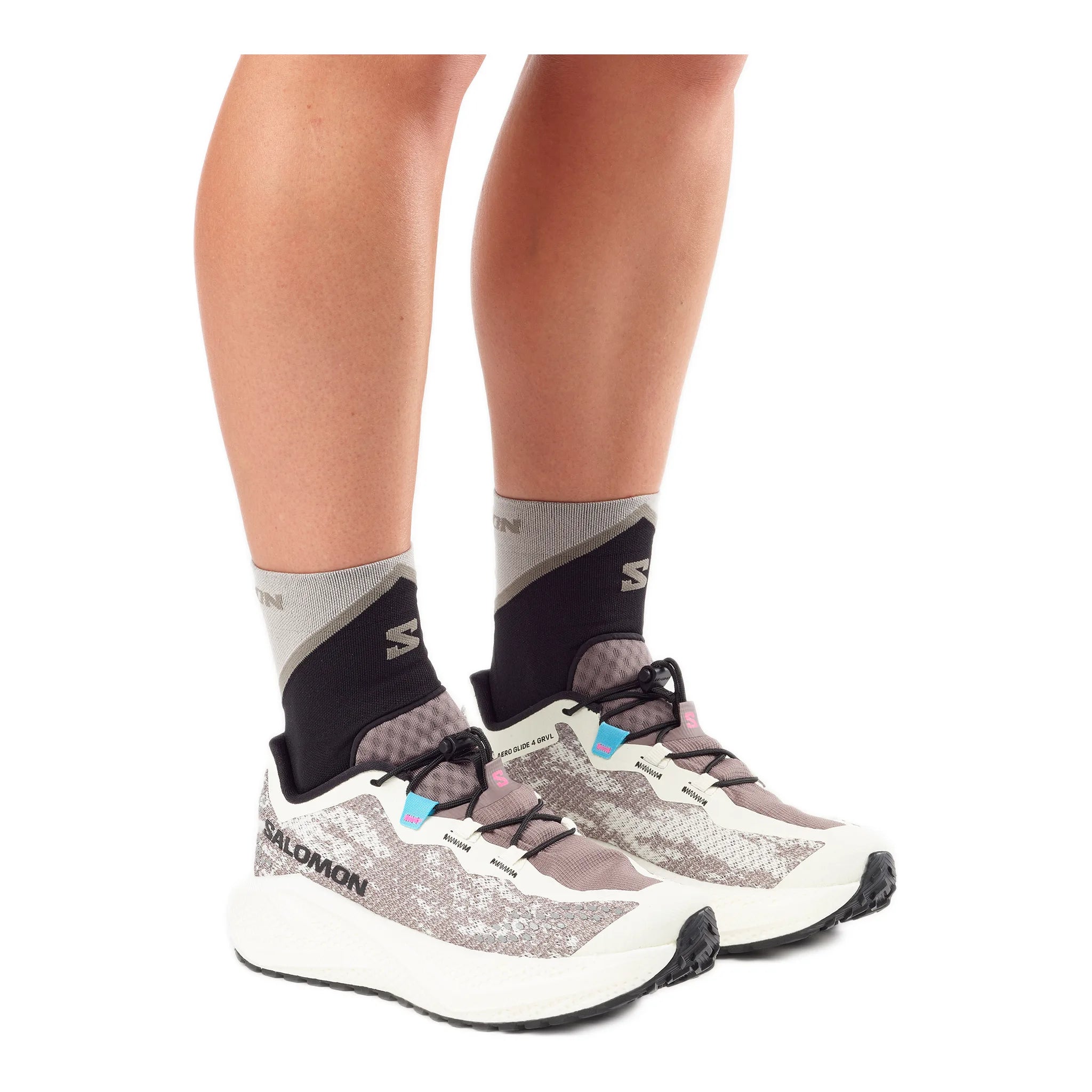 SHOES AERO GLIDE 4 GRVL W Vanila/Black/I