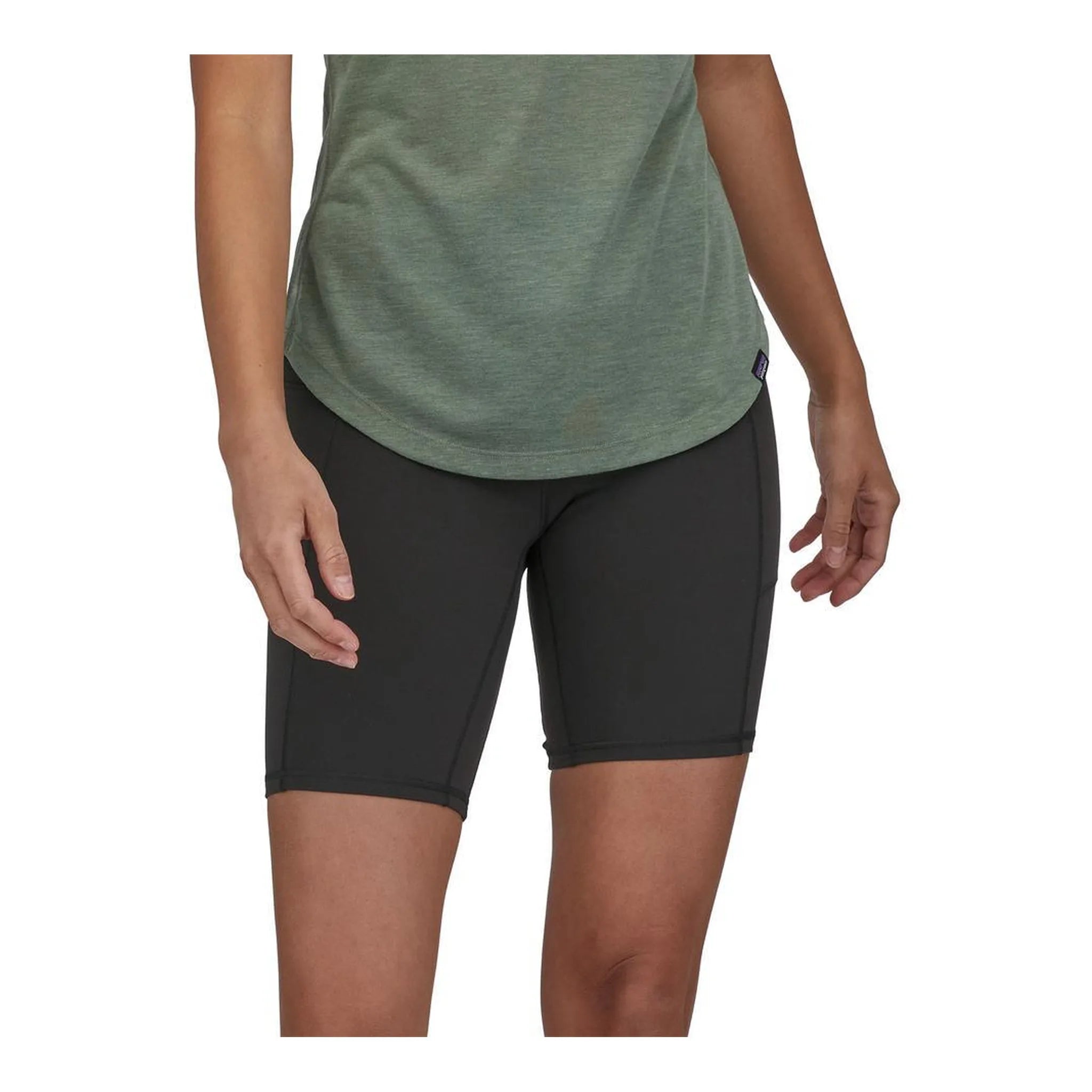 W's Maipo Shorts - 8 in.