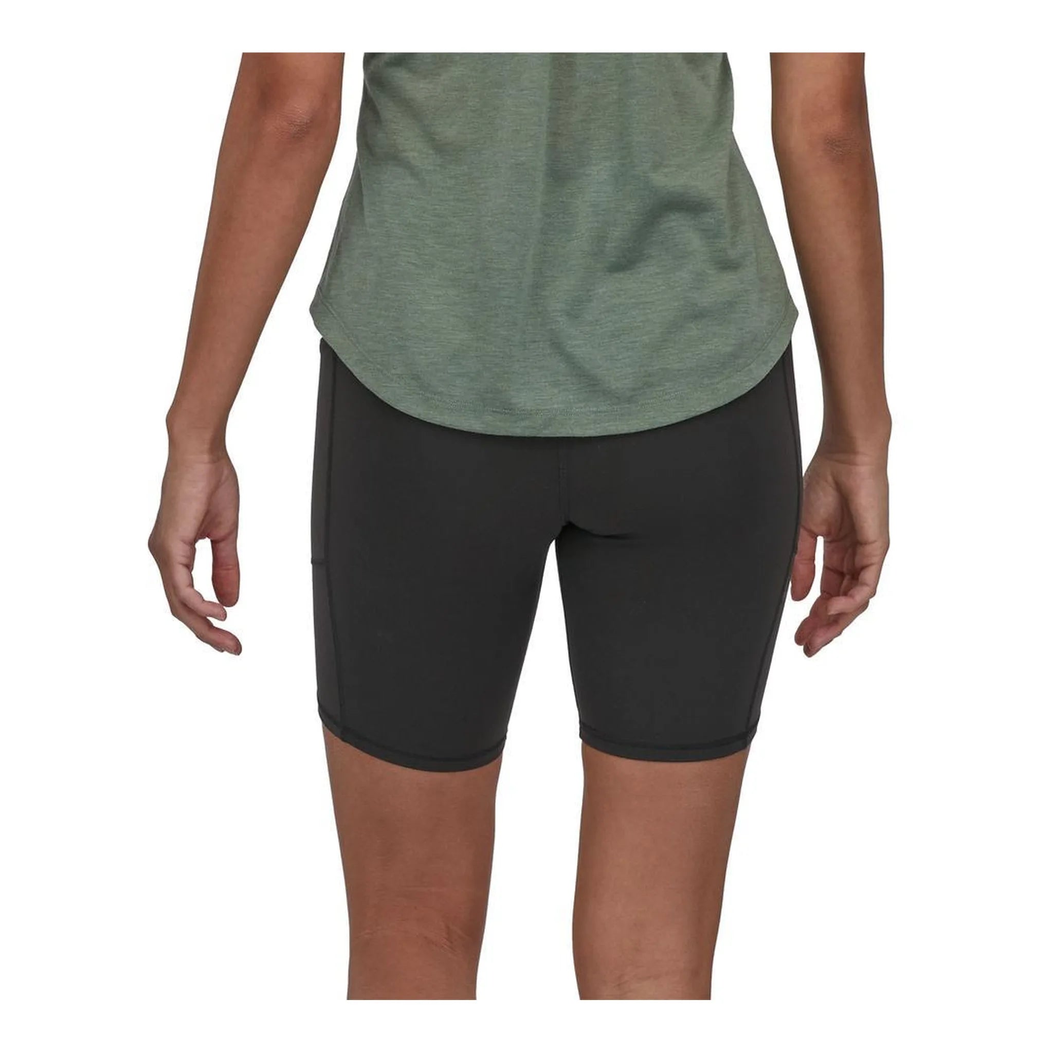 W's Maipo Shorts - 8 in.