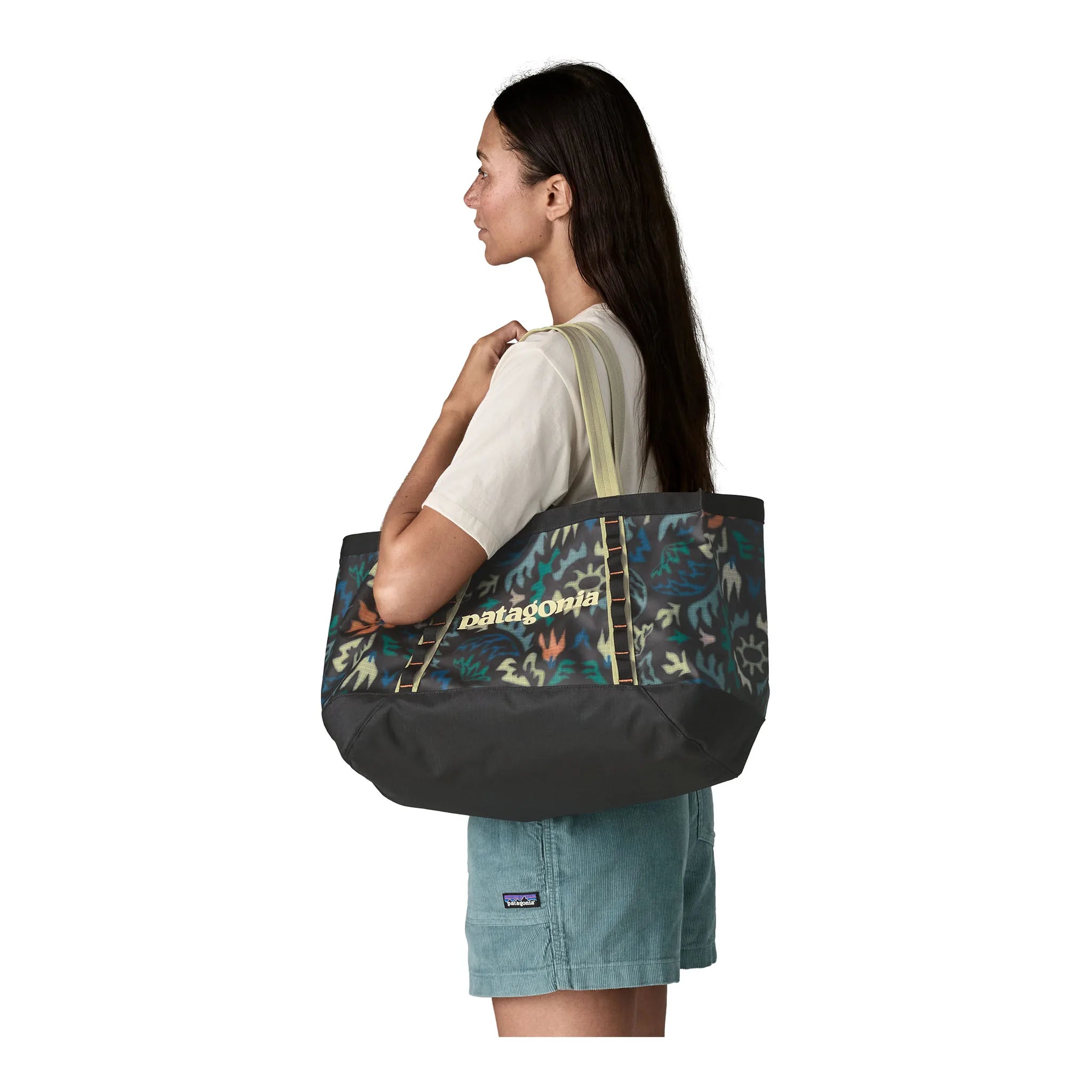 Black Hole Tote 25L